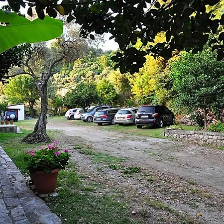 Hagiati Hotel 2*