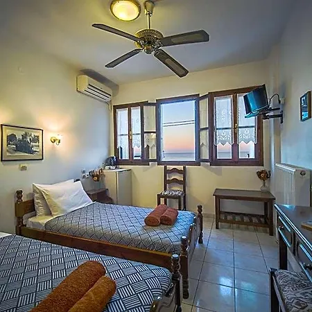 Hotel Hagiati 2*